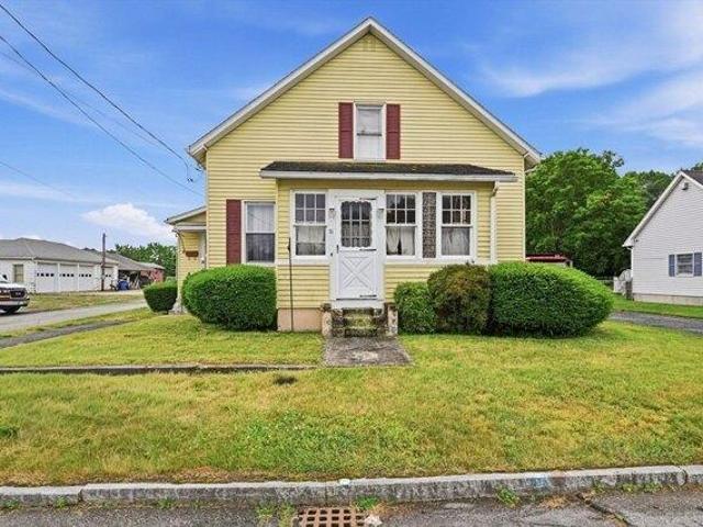 House for sale in Hampden, Massachusetts