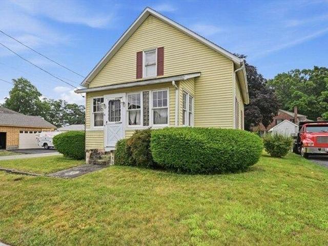House for sale in Hampden, Massachusetts