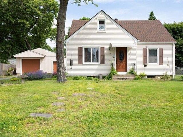 House for sale in Hampden, Massachusetts