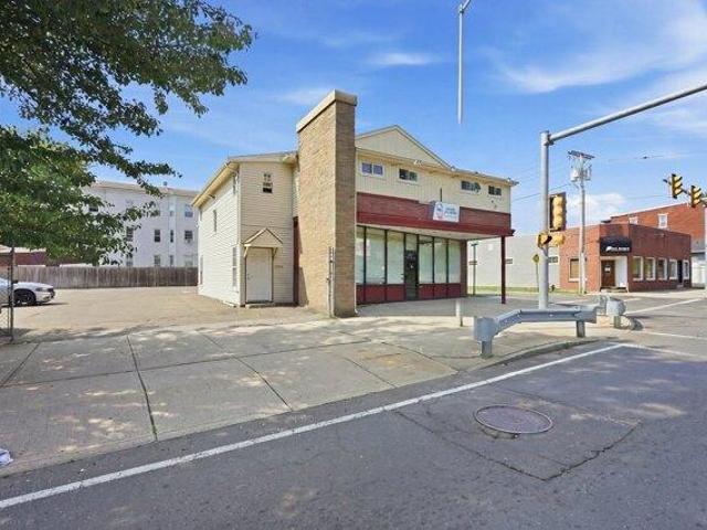 House for sale in Hampden, Massachusetts