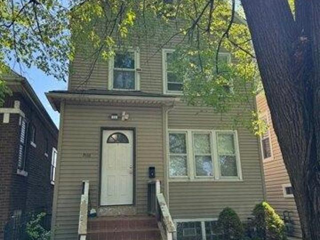 House for sale in Cicero, Illinois