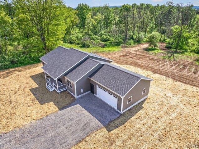 House for sale in Oneida, New York