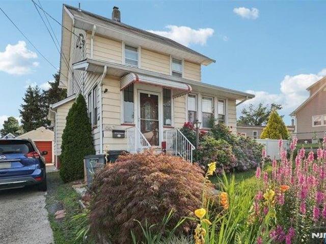 House for sale in Passaic, New Jersey