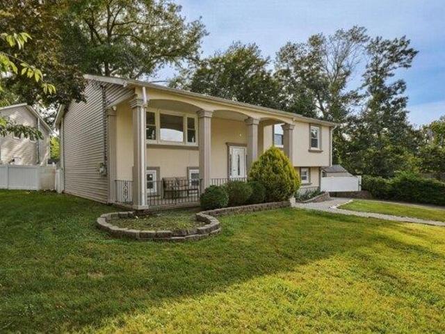 House for sale in Passaic, New Jersey