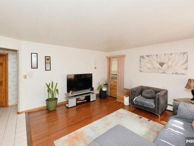 House for sale in Passaic, New Jersey