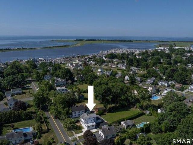 House for sale in Clinton, Connecticut