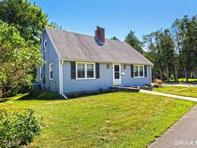 House for sale in Clinton, Lower Connecticut River Valley Planning Region