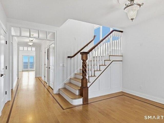 House for sale in Clinton Beach, Clinton