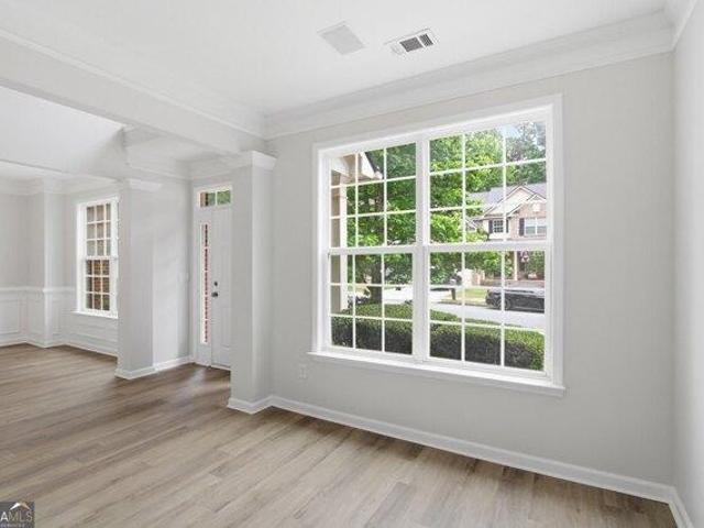 House for sale in Red Oak, Georgia