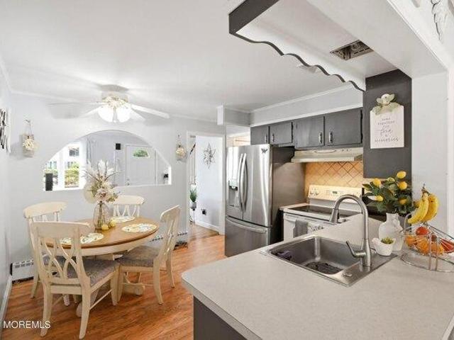 House for sale in Avenel, New Jersey