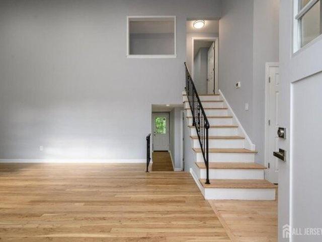 House for sale in Avenel, New Jersey