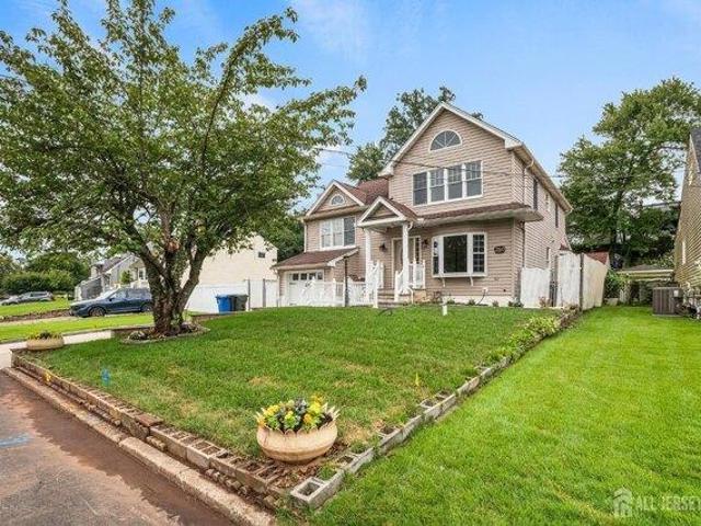 House for sale in Avenel, New Jersey
