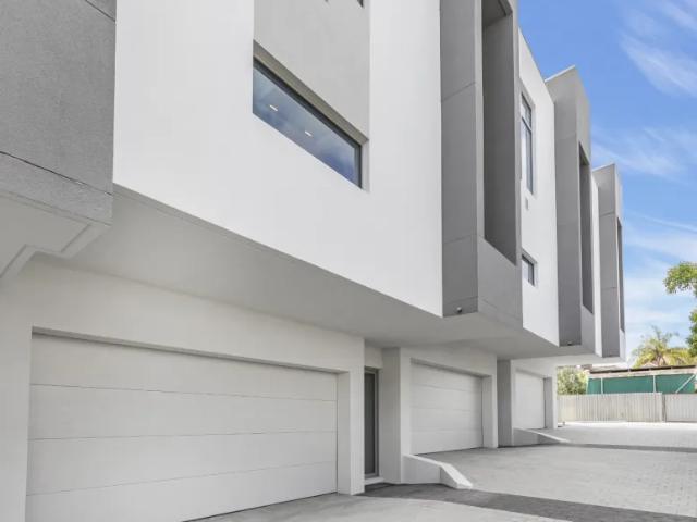 House for sale in Como, Western Australia