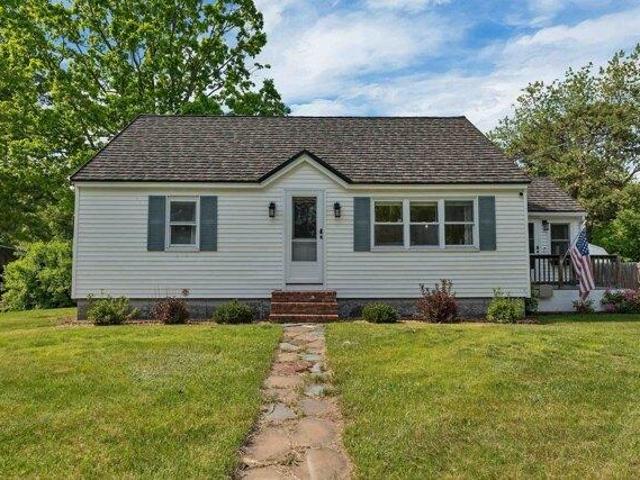 House for sale in New Hampshire
