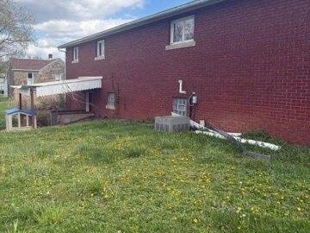 House for sale in Connellsville, Pennsylvania