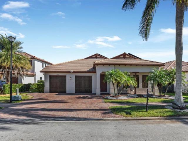 House for sale in Cooper City, Florida
