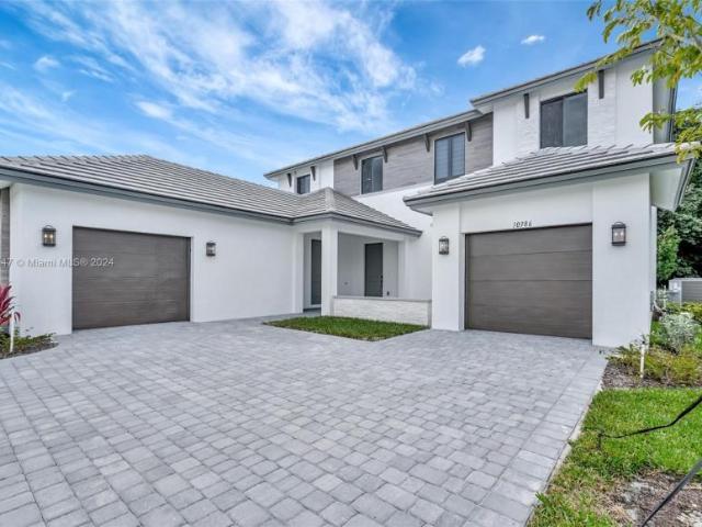 House for sale in Cooper City, Florida