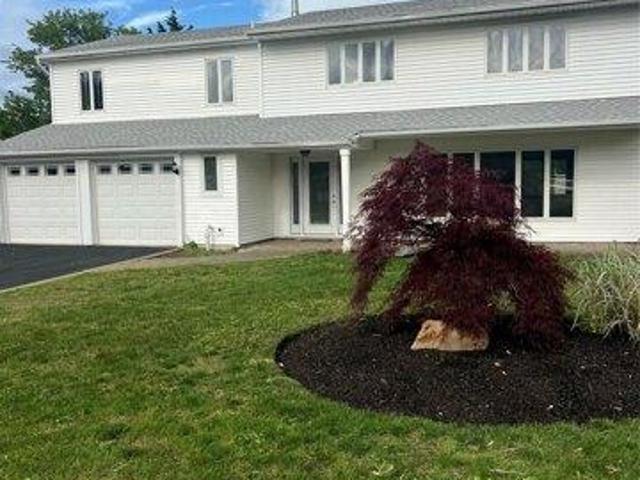 House for sale in Coram