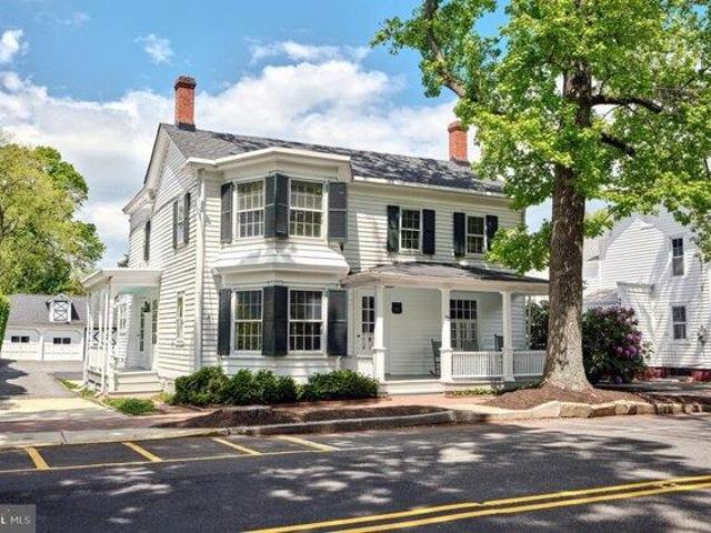 House for sale in Cranbury, New Jersey