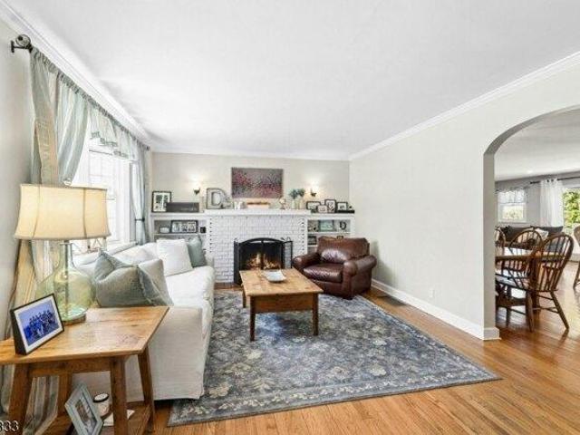 House for sale in Cranford, New Jersey