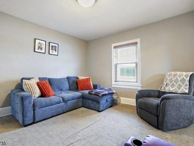 House for sale in Cranford, New Jersey