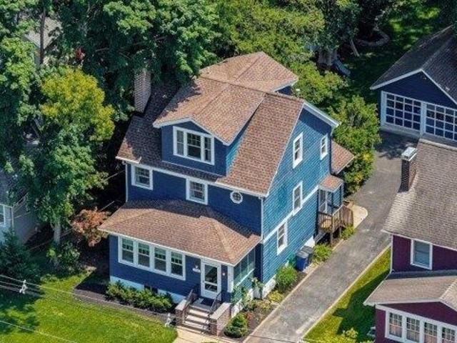 House for sale in Cranford, New Jersey