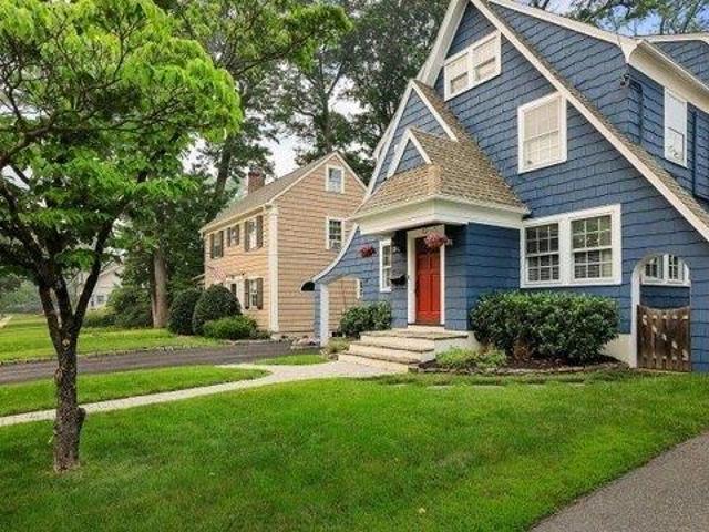 House for sale in Cranford, New Jersey