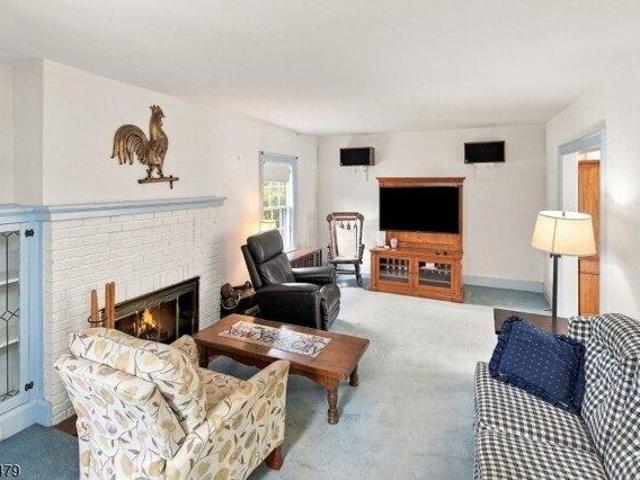 House for sale in Cranford, New Jersey