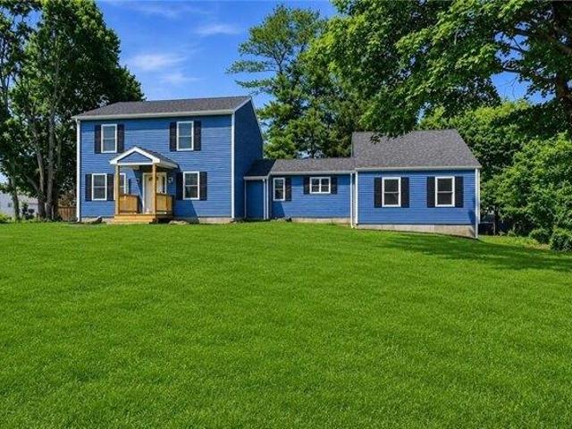 House for sale in Cranston, Providence County