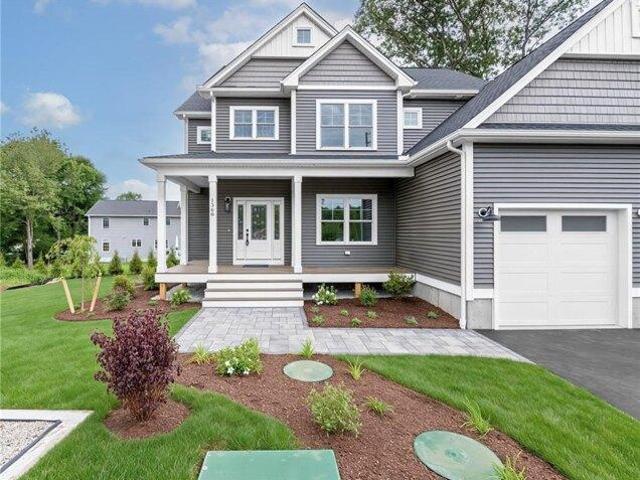 House for sale in Alpine Estates, Cranston