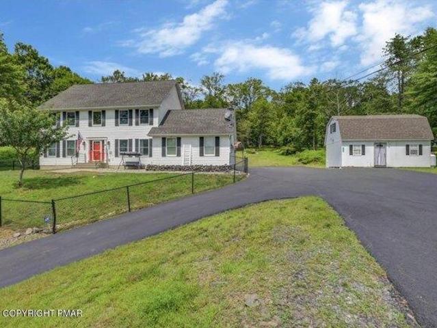 House for sale in Cresco, Pennsylvania