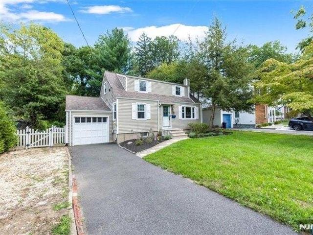 House for sale in Cresskill, Bergen County