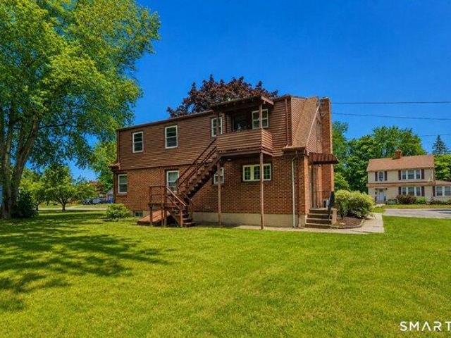 House for sale in Cromwell, Connecticut