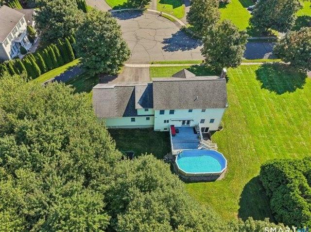 House for sale in Cromwell, Connecticut