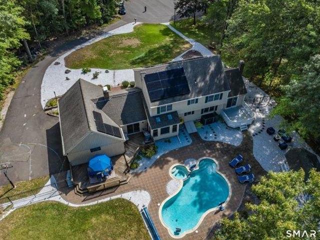House for sale in Cromwell, Connecticut