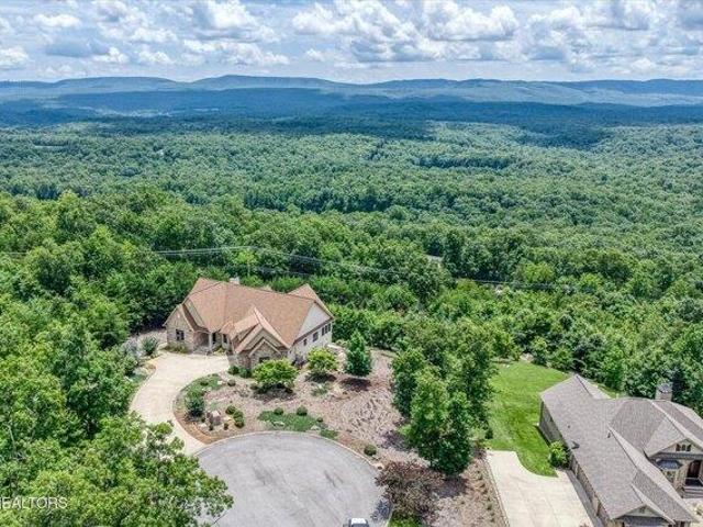 House for sale in Crossville, Tennessee
