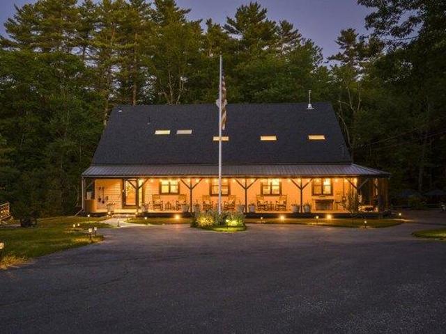 House for sale in Cumberland Center, Maine