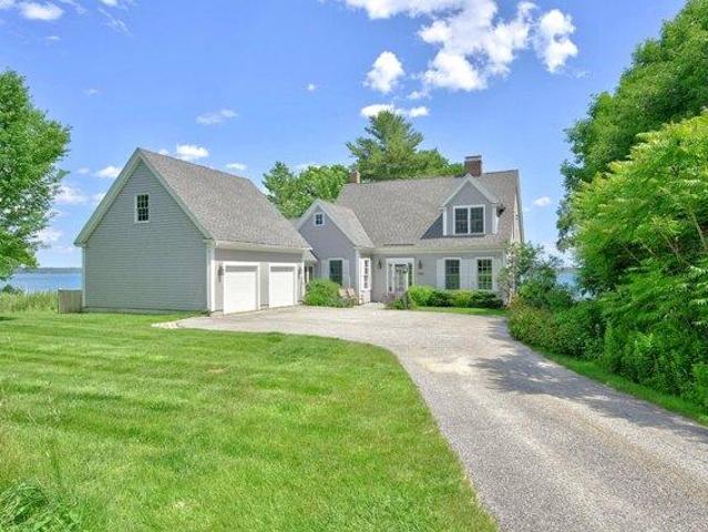 House for sale in Cumberland Center, Maine