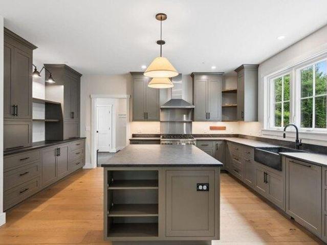 House for sale in Cumberland Center, Maine