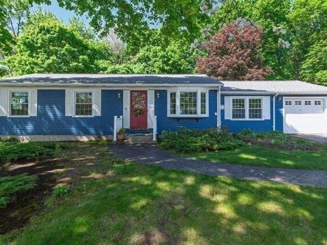 House for sale in Cumberland, Rhode Island