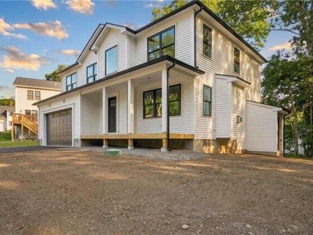 House for sale in Cumberland, Providence County