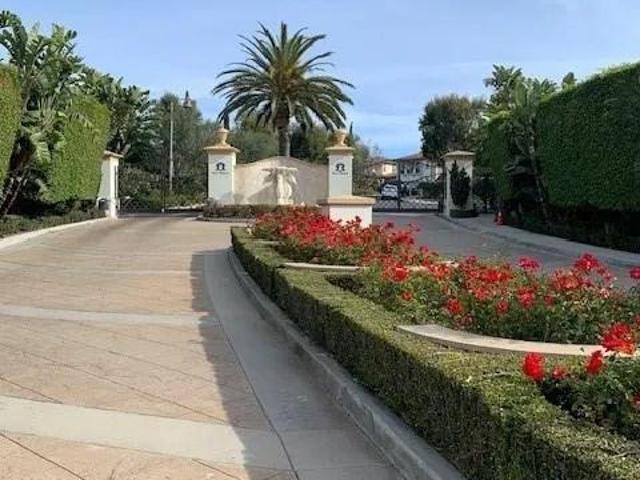 House for sale in Capistrano Beach, California