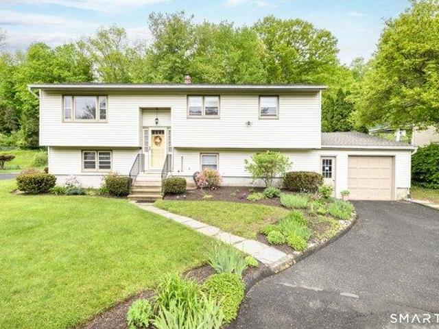 House for sale in Danbury, Connecticut