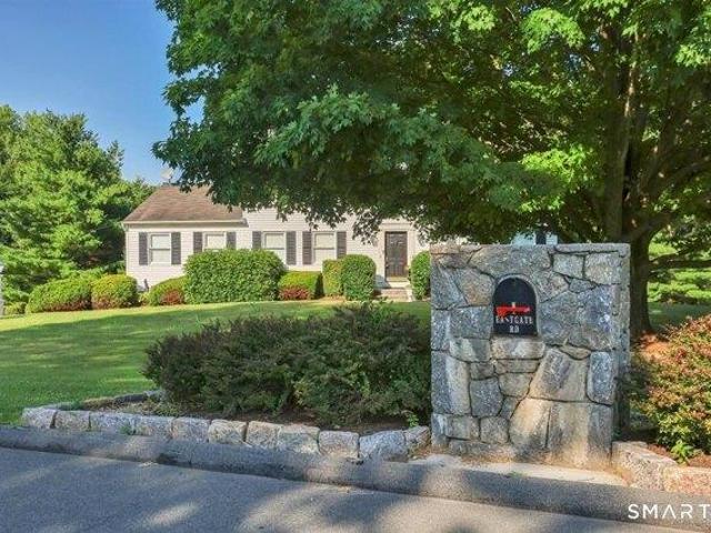 House for sale in Danbury, Connecticut