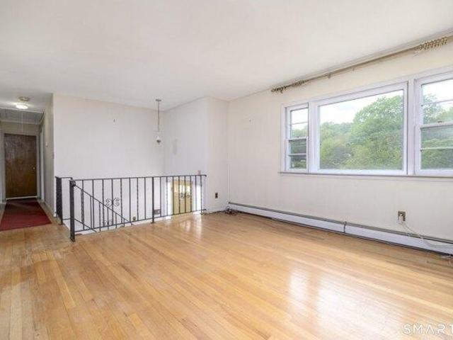 House for sale in Danbury, Connecticut