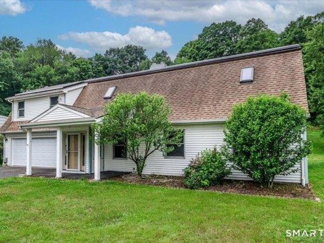 House for sale in Danbury, Connecticut