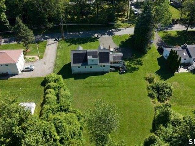 House for sale in Danbury, Connecticut