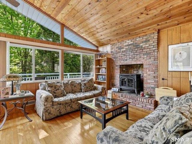 House for sale in Danbury, Connecticut