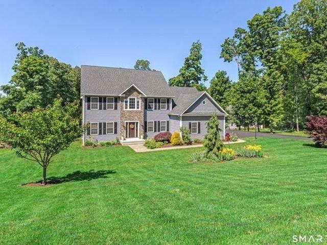 House for sale in Stonegate Estates, Danbury