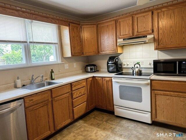 House for sale in Danbury, Western Connecticut Planning Region